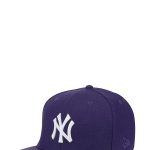 gorra morada