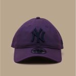 gorra morada