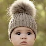 gorro con pompon