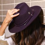 sombrero cowboy mujer